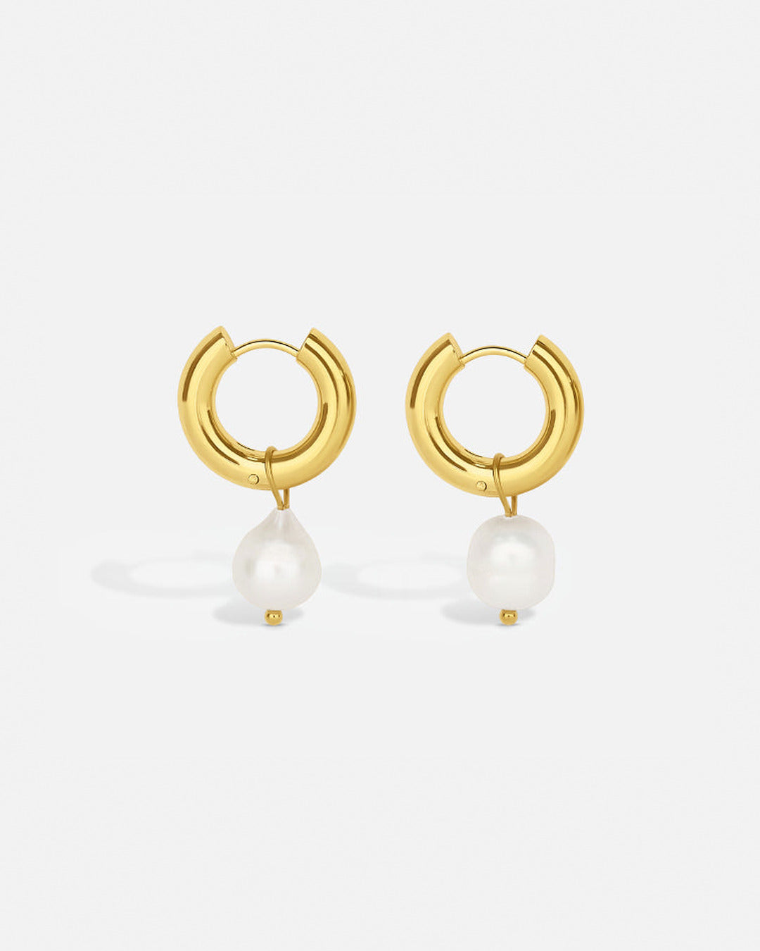 Pearl Drop Earrings Gold