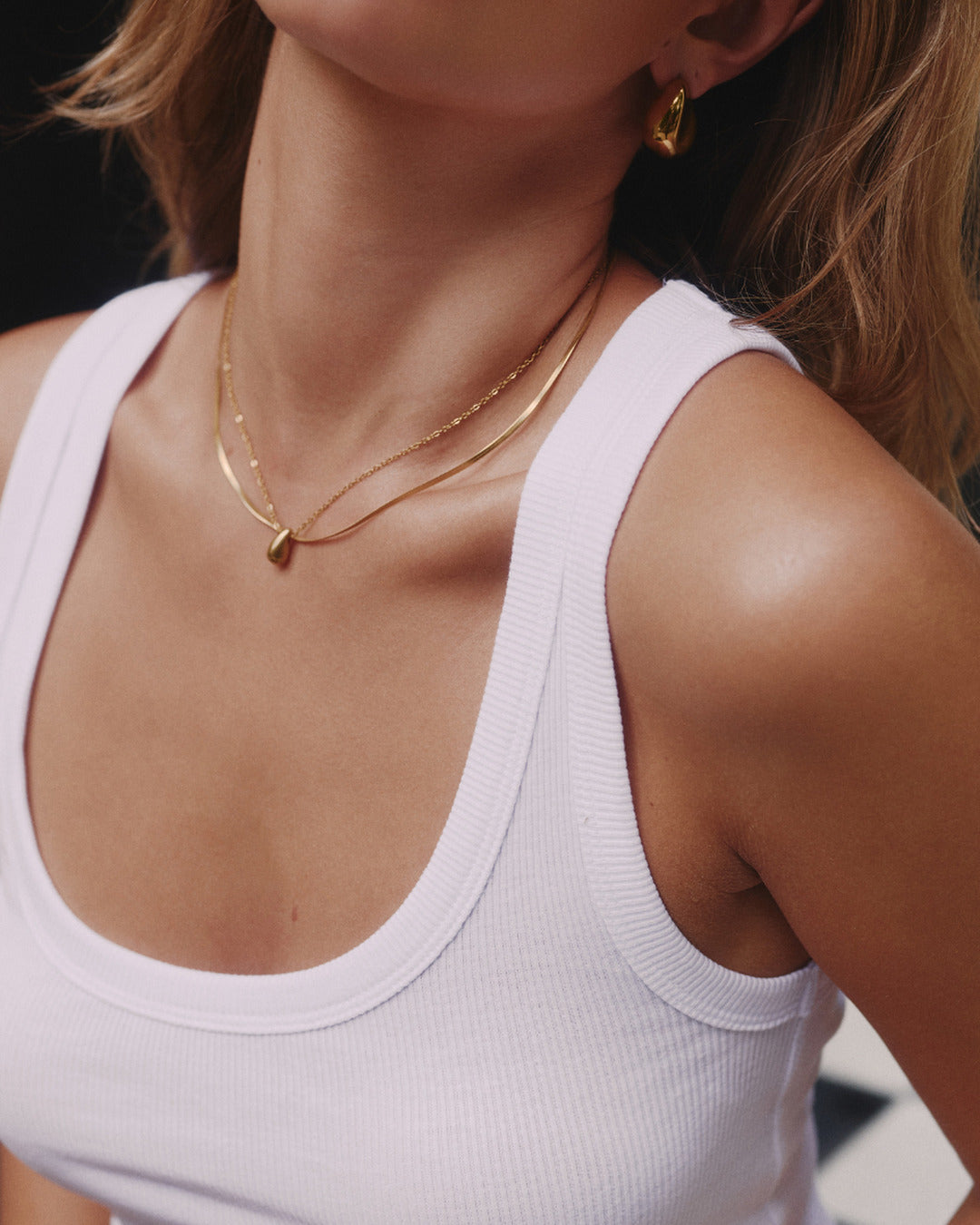 Gold Textured Necklace Slim
