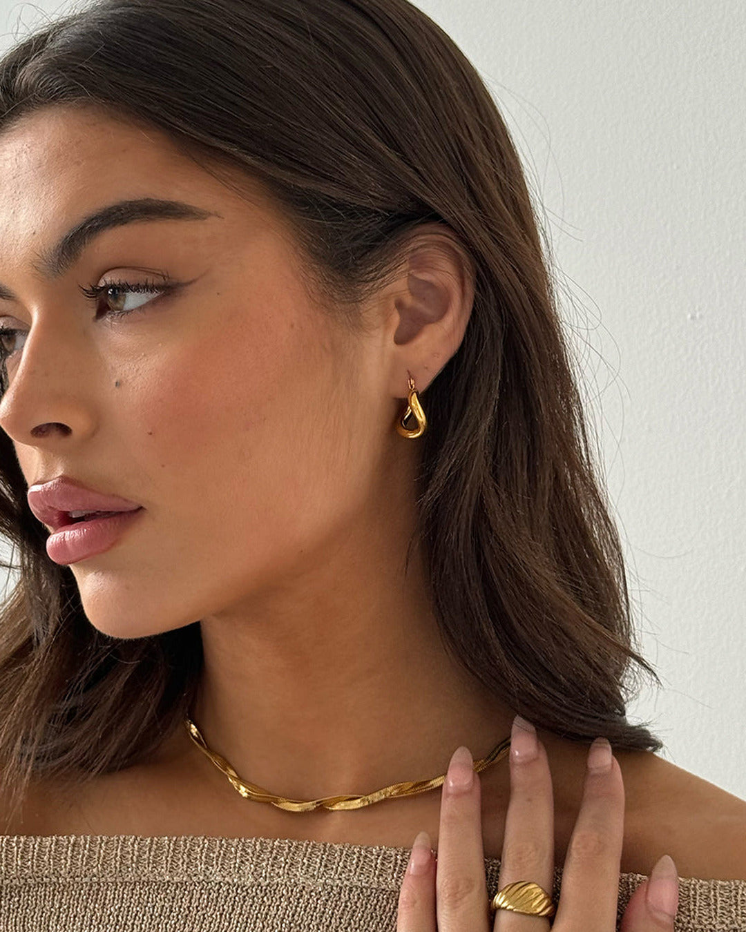 Tear Drop Earring Gold