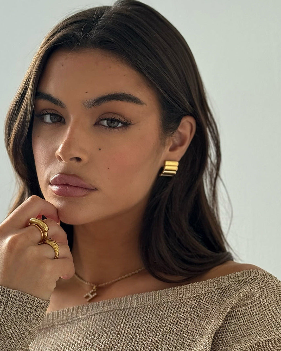 Mini Ribbed Earrings