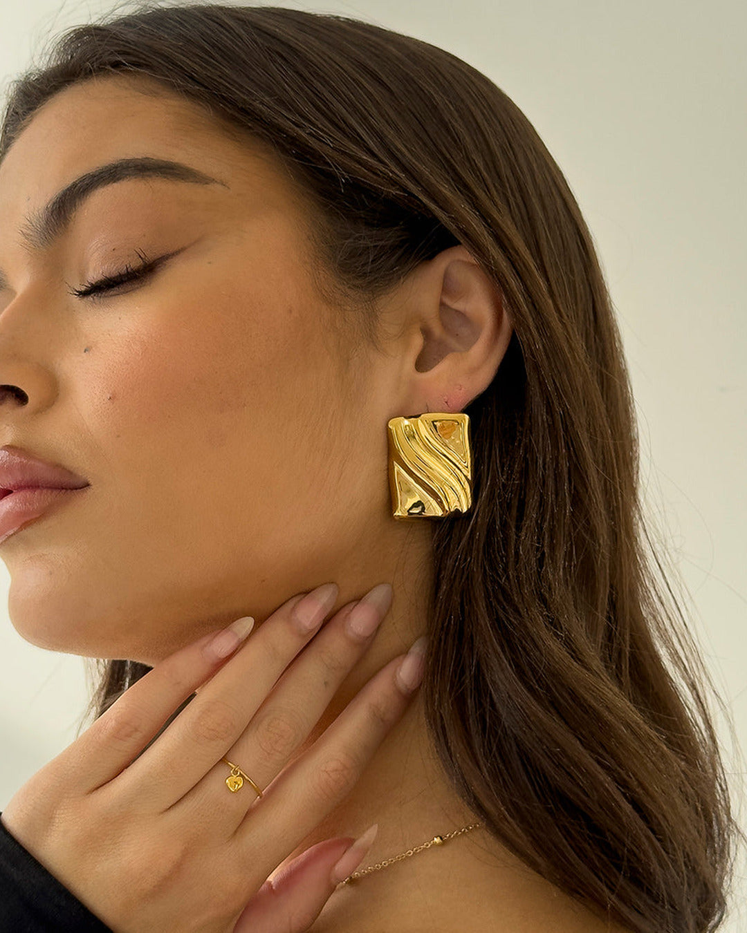 Textured Cube Earrings Gold