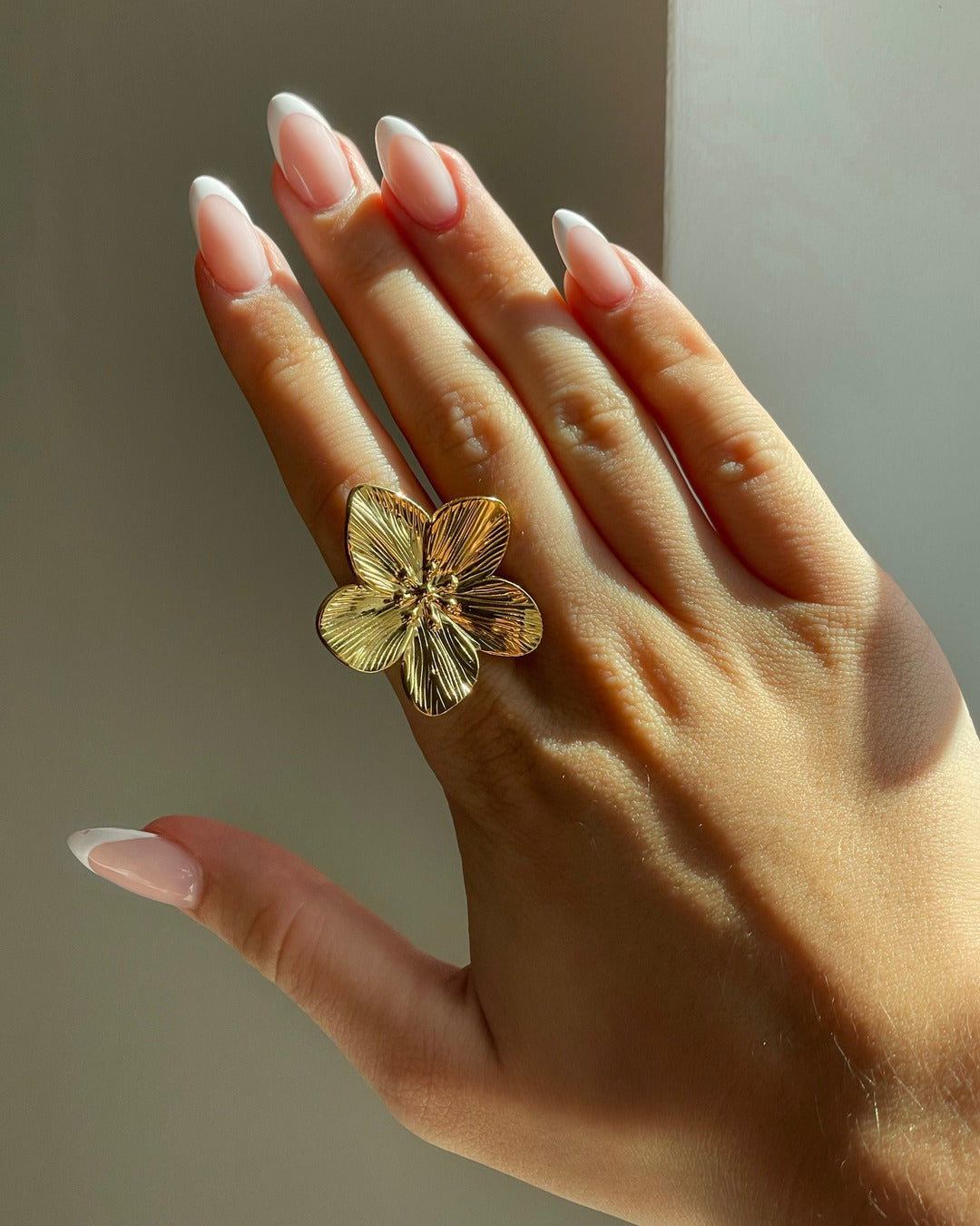 Adjustable Golden Flower Ring