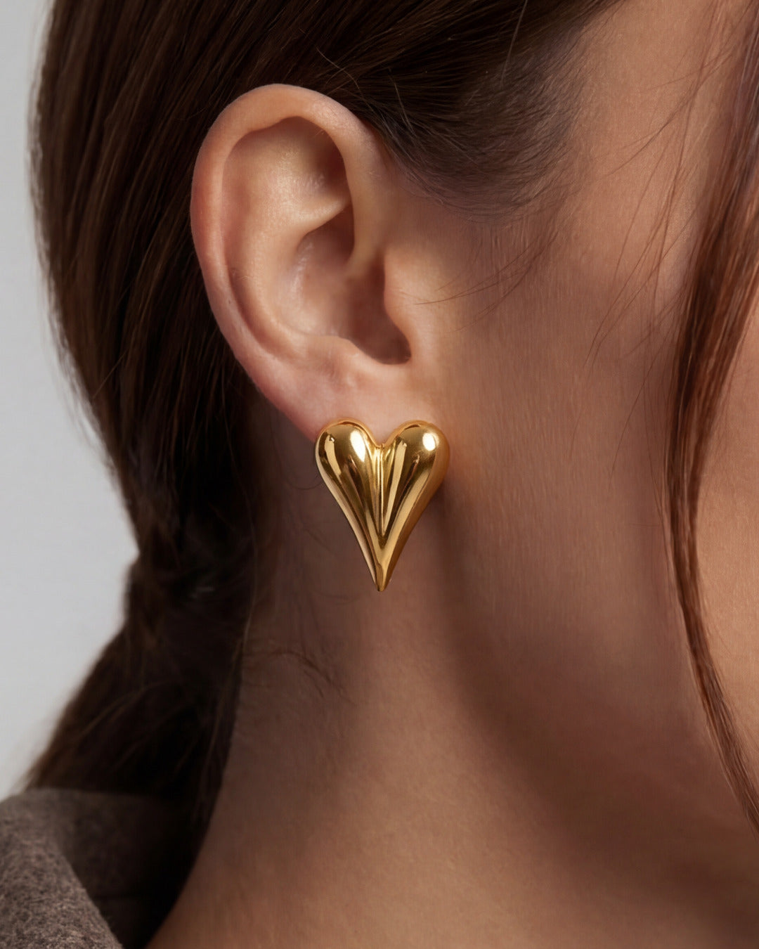 Love Heart Earrings - Gold
