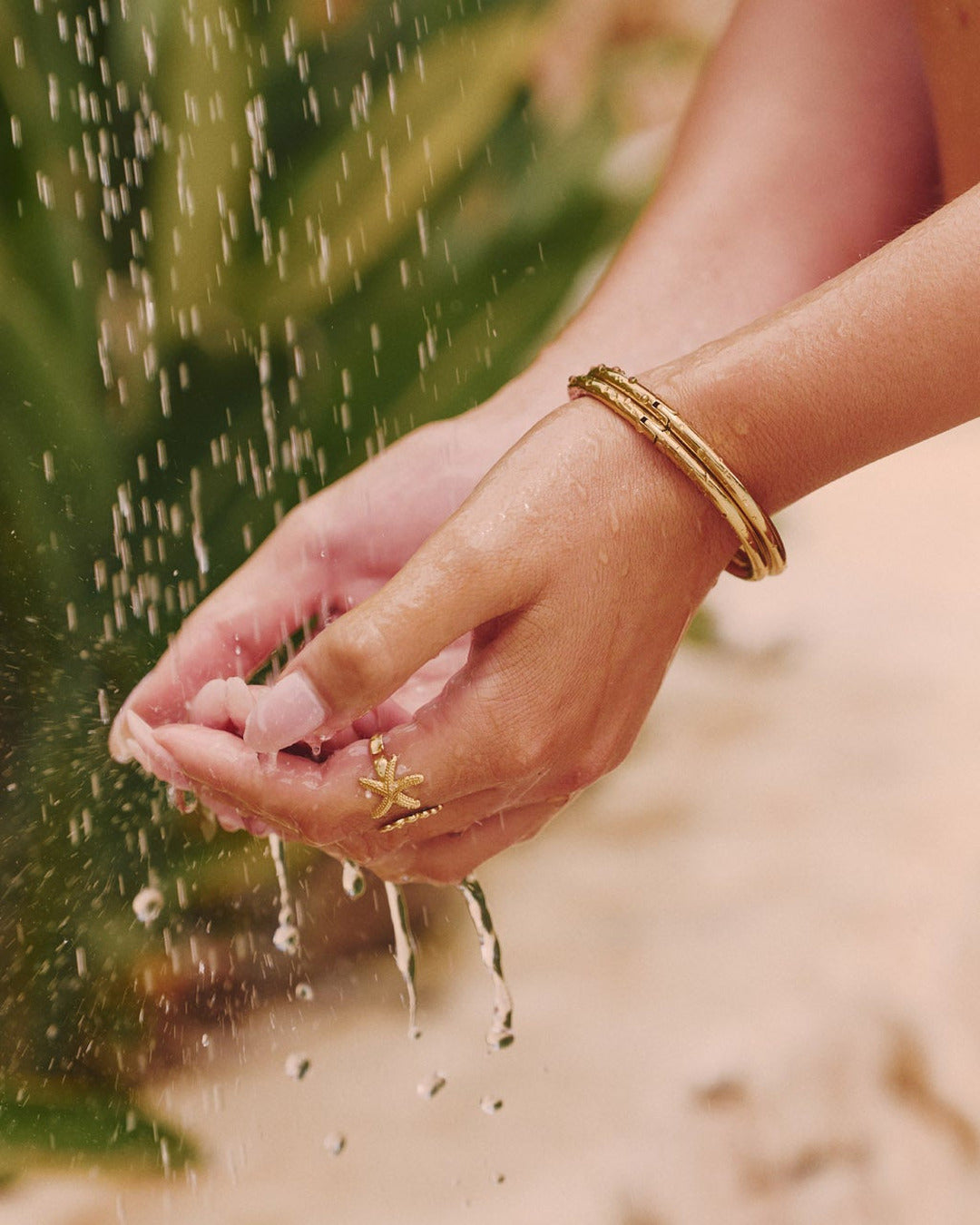 Aura Bangle  - Gold