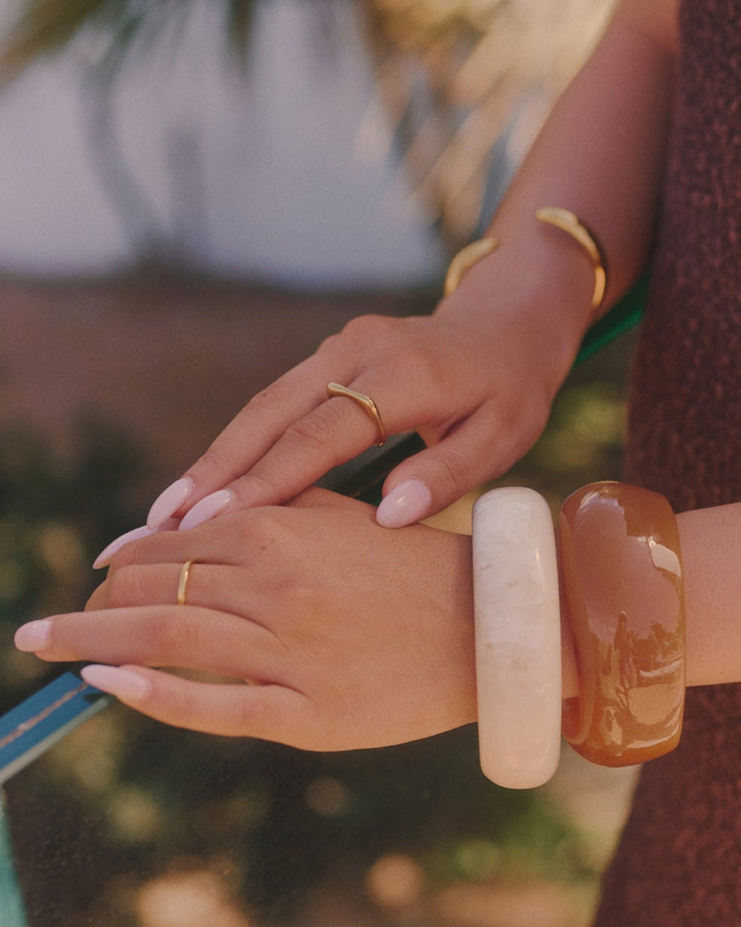 Contour Cuff Bracelet - Gold