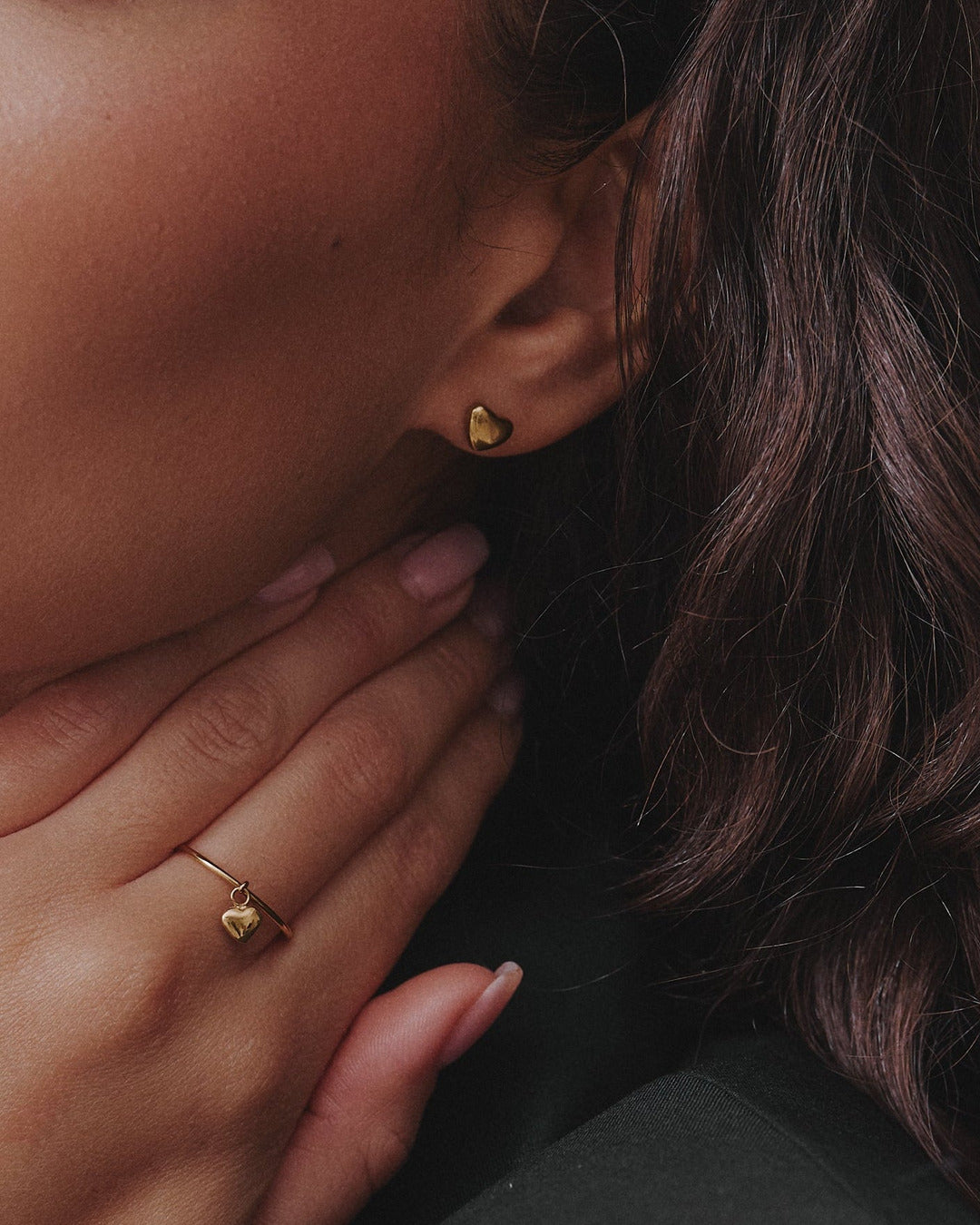 Mini Heart Stud Earrings - Gold