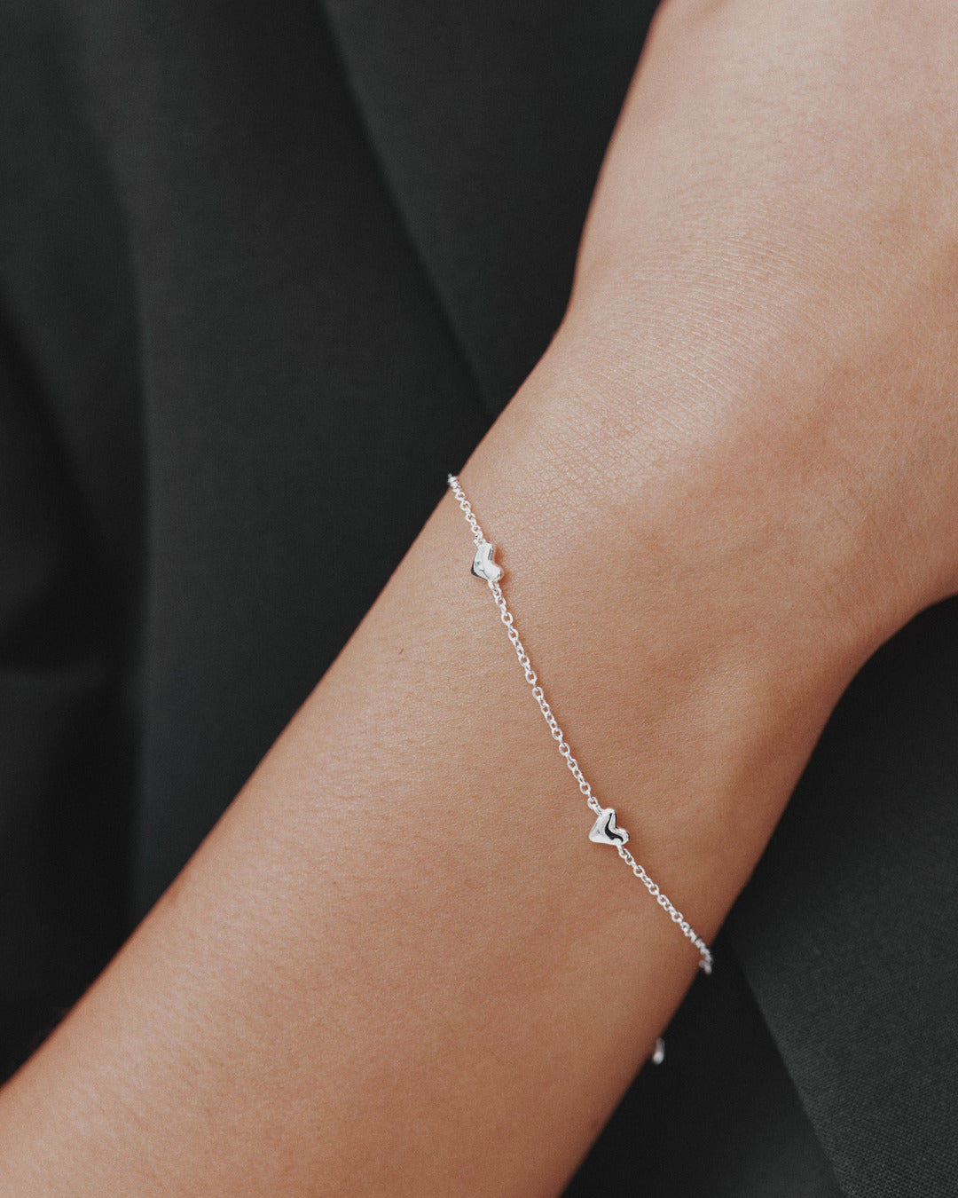 Fine Heart Charm Bracelet - Silver