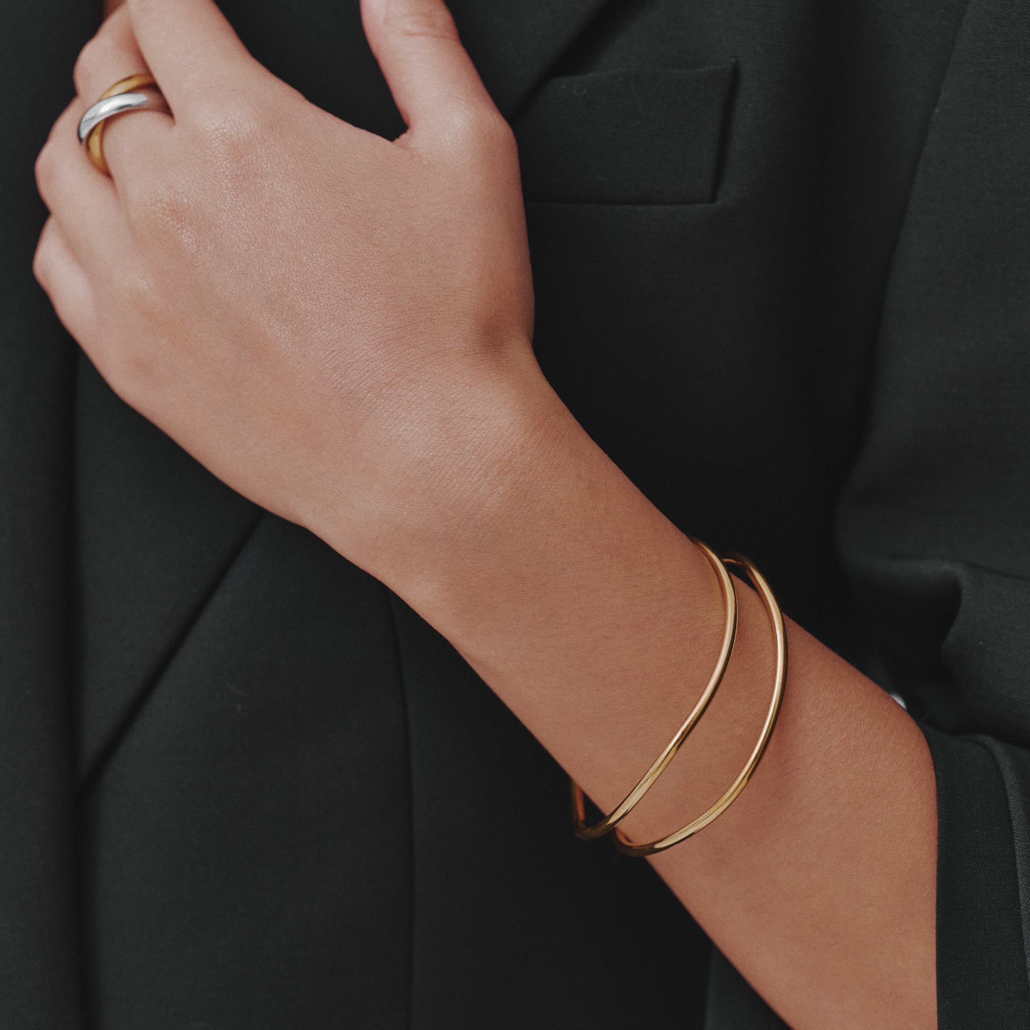 Gold Adjustable Wave Bracelet (Bundle)
