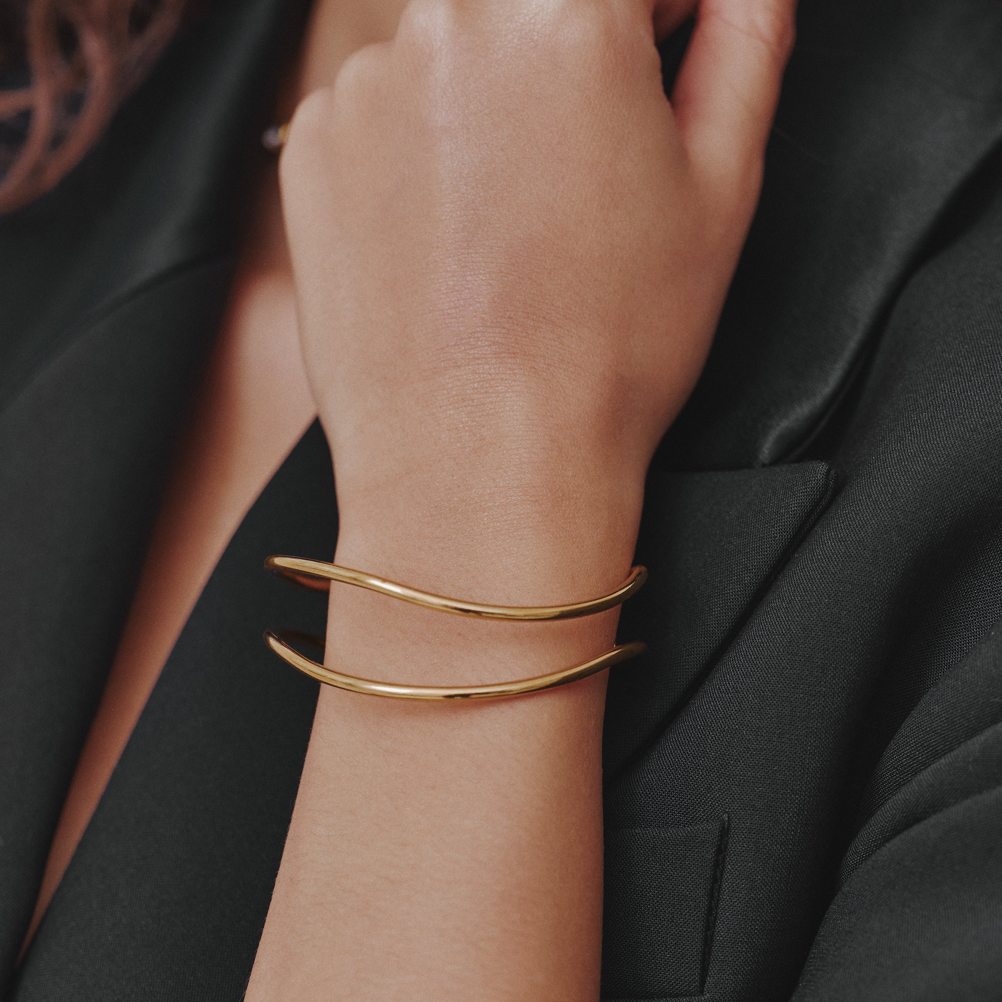 Gold Adjustable Wave Bracelet (Bundle)