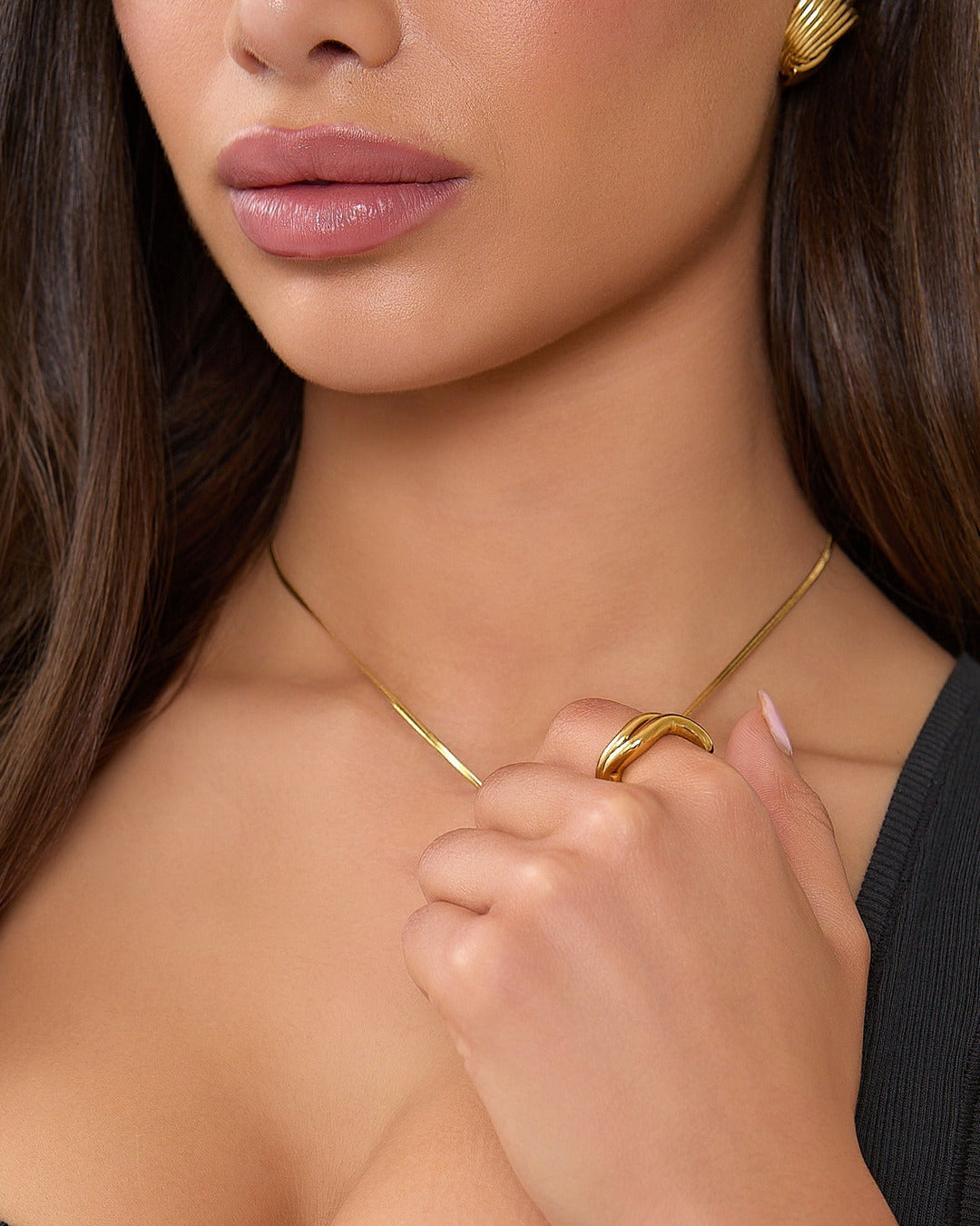 Gold Textured Necklace Slim